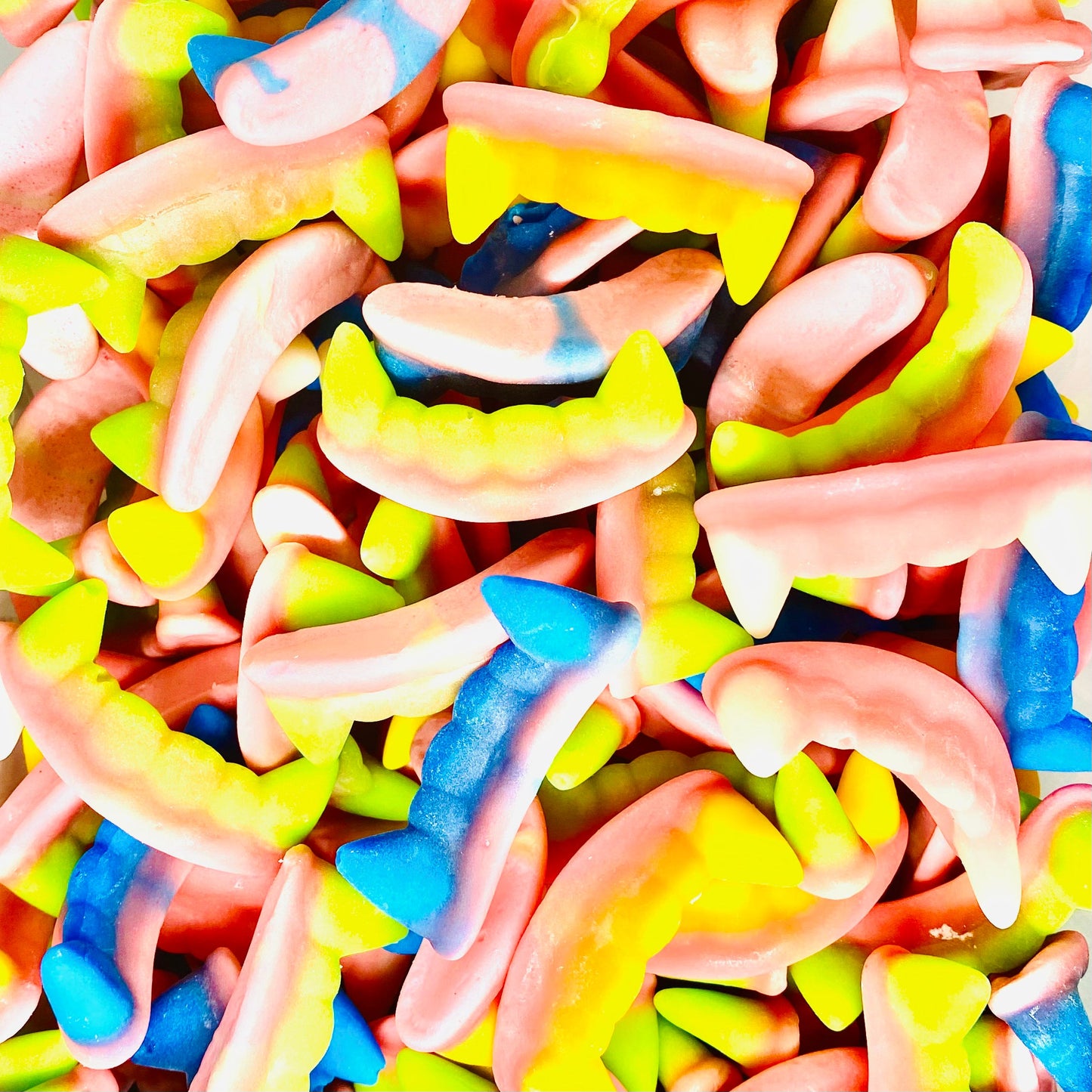 Pick n Mix Colourful Fangs